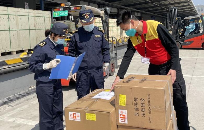 4月份青島空港進出口貨物量突破萬噸大關，展現外貿新活力